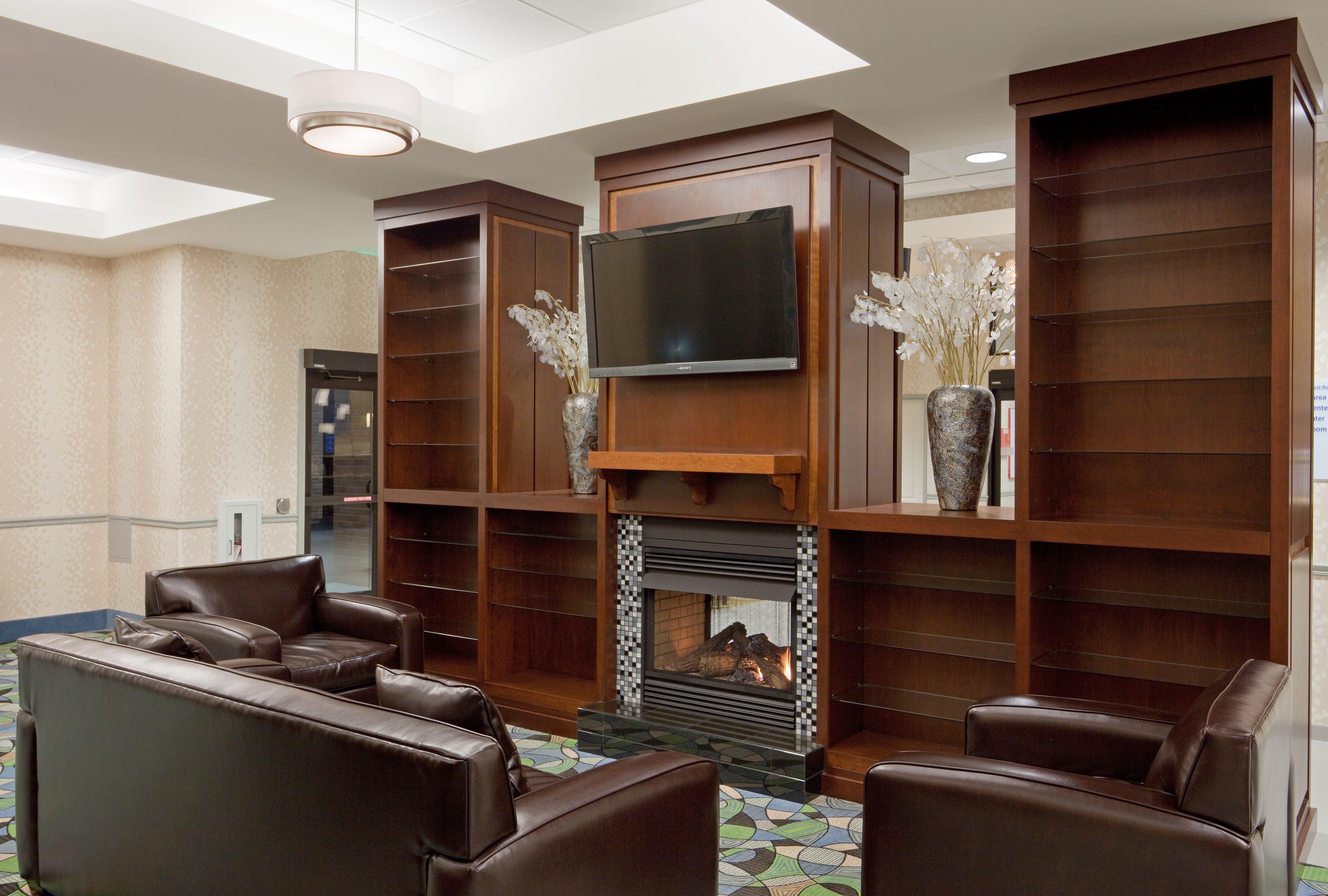Comfort Inn & Suites Plainville-Foxboro المظهر الخارجي الصورة