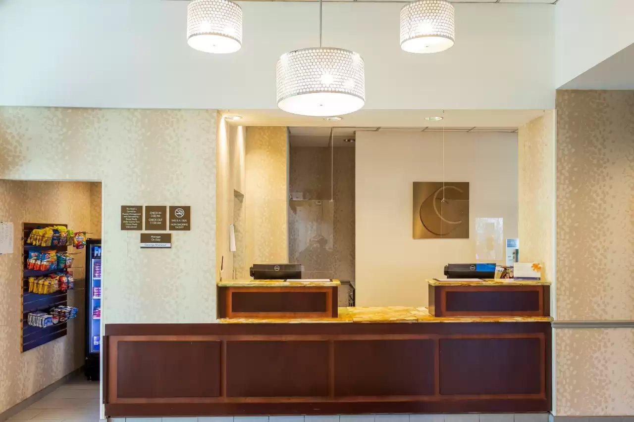 Comfort Inn & Suites Plainville-Foxboro المظهر الخارجي الصورة