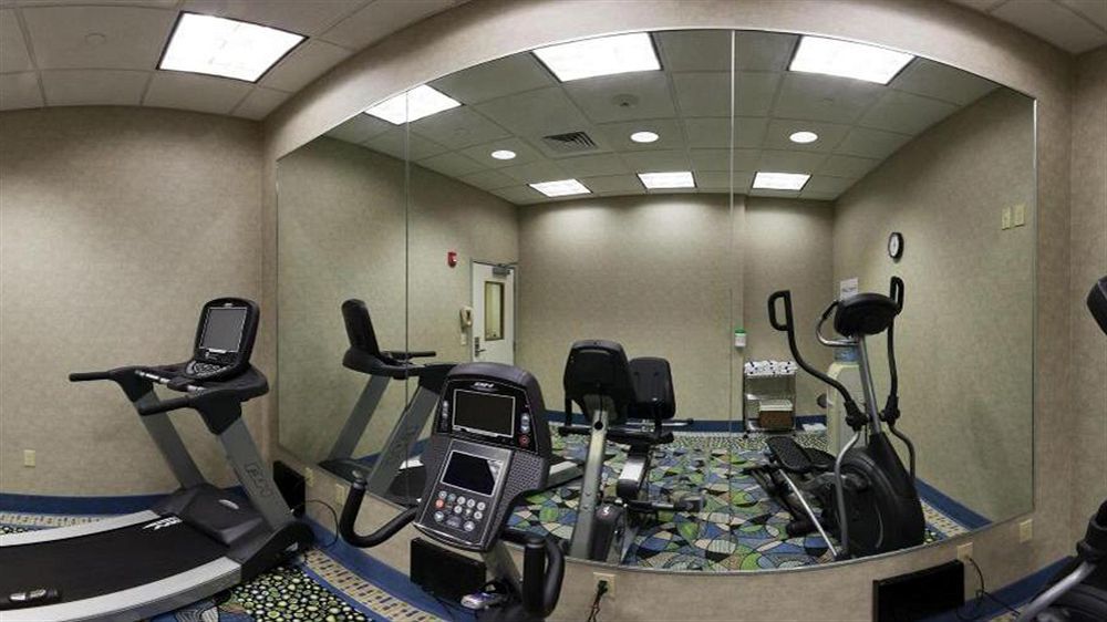 Comfort Inn & Suites Plainville-Foxboro المظهر الخارجي الصورة