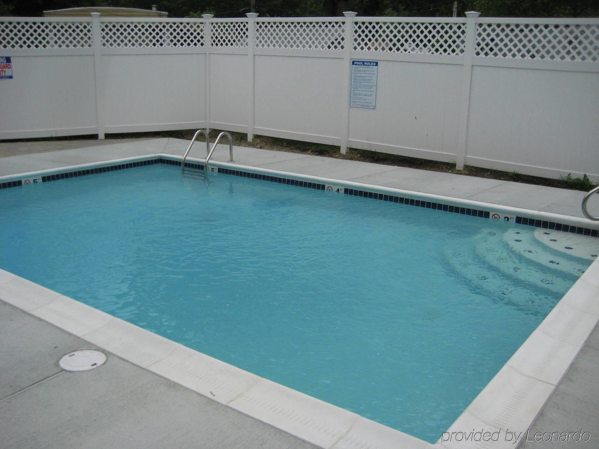 Comfort Inn & Suites Plainville-Foxboro المظهر الخارجي الصورة